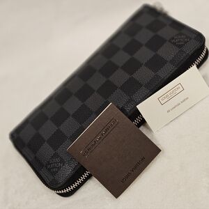 Louis Vuitton wallet